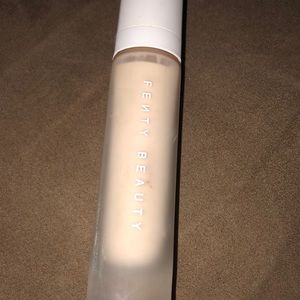 Fenty foundation - 100